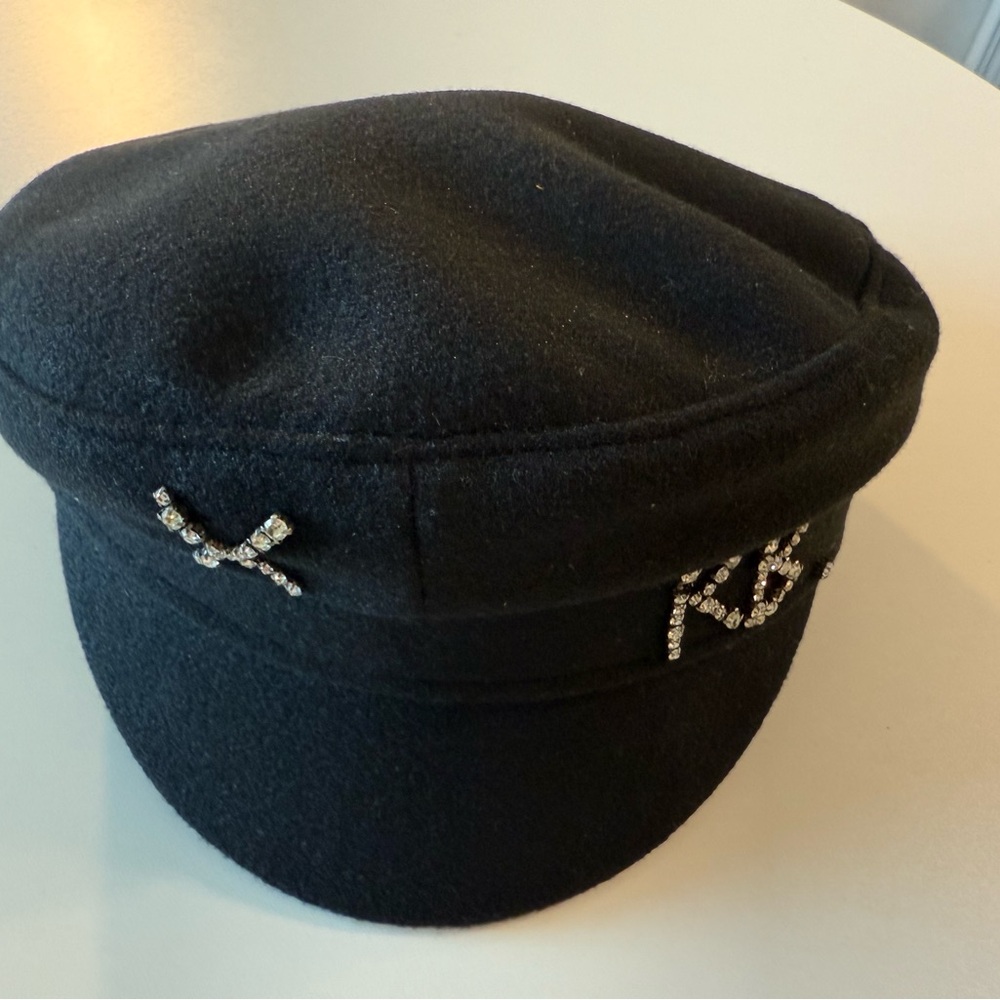 Elegant Black Cap with Rhinestone Details